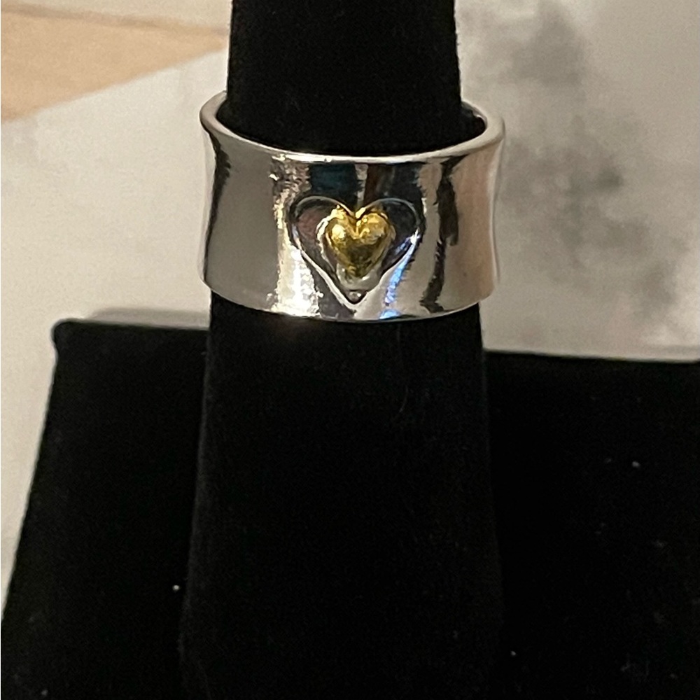 💛 S925 Stamped Silver with Gold Heart Ring-Size 7 - Picture 2 of 8